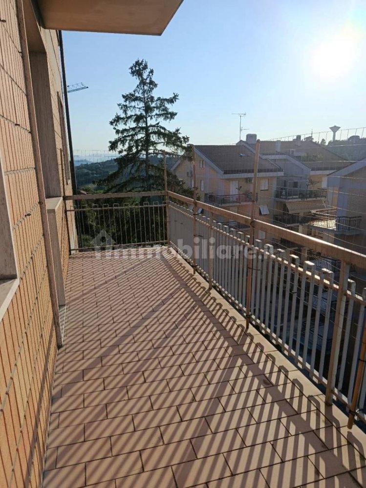 1 غرف نوم شقة في Macerata, Italy رقم 330591