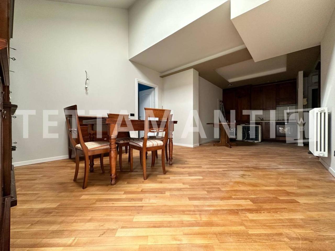 Apartamento de 2 divisões em Como, Italy N.º 175037