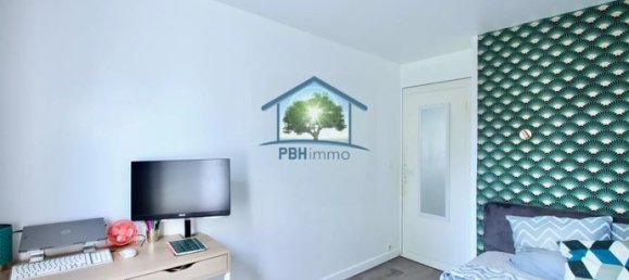 3 rooms Apartment in Noisy-le-Grand, France No. 354680 12