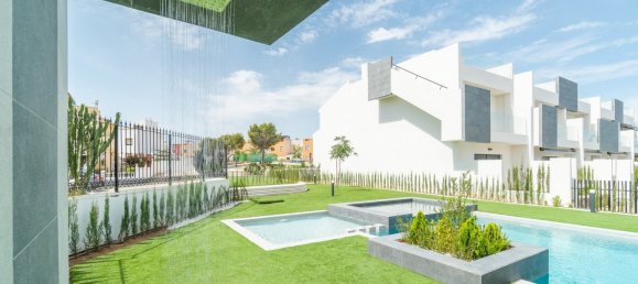 2 chambres bungalow à vendre à Los Balcones, Alicante, Valencian Community, Spain № 365137 3