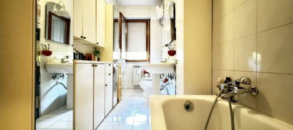 4 rooms Apartment in Rome, Italy No. 276494 19