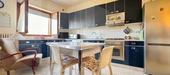 3غرفة عقار تجاري في Matera, Italy رقم 34356 13