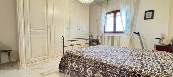 3غرفة عقار تجاري في Matera, Italy رقم 34356 17