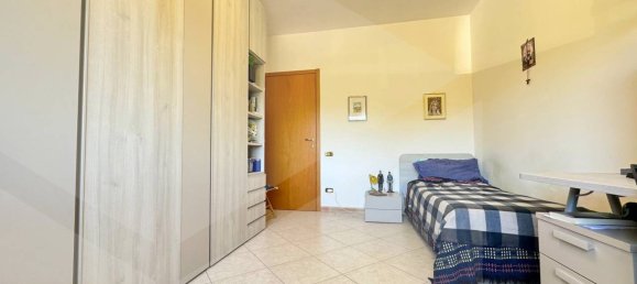 3غرفة عقار تجاري في Matera, Italy رقم 34356 21