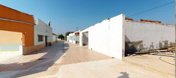 Villa de 5 dormitorios en Albatera, Spain No. 185136 24