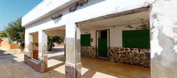 Villa de 5 dormitorios en Albatera, Spain No. 185136 2