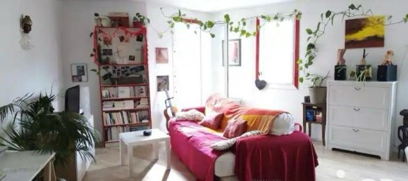 3 Schlafzimmer Doppelhaus in Tours, France, Nr. 214236 5