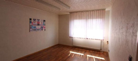 8غرفة عقار تجاري في Offenbach, Germany رقم 351019 3
