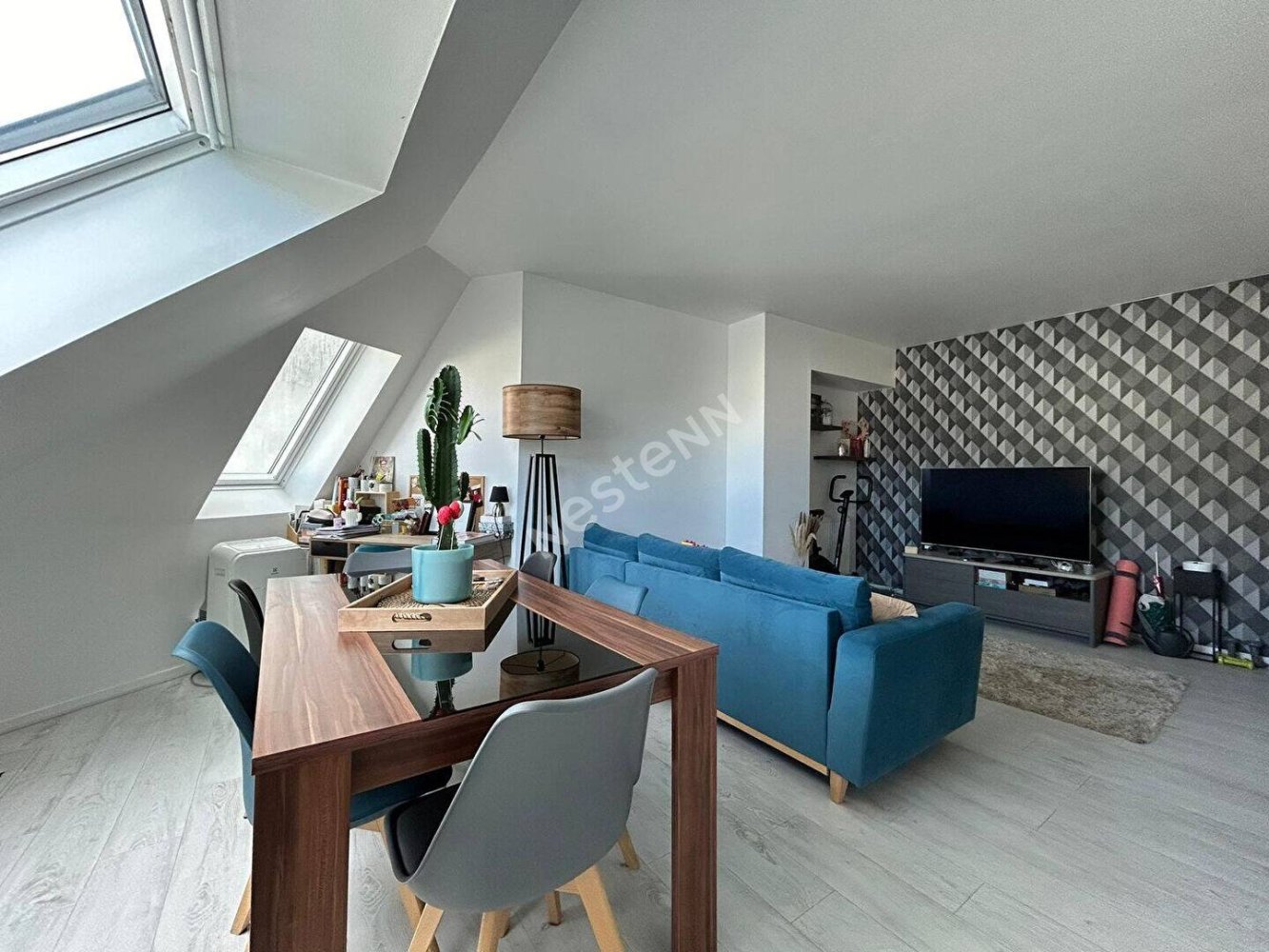1 chambre Duplex à Pontoise, France No. 175703