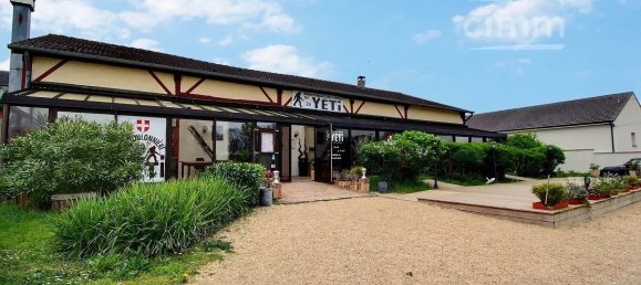 5 rooms Commercial property in Bourges, France No. 67983 4