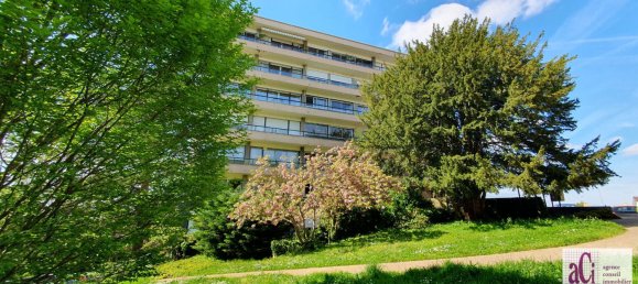 2 bedrooms Apartment in L'Hay-les-Roses, France No. 186637 11