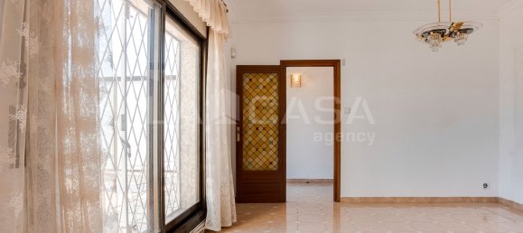 Ático de 2 dormitorios en Sants-Montjuïc, Spain No. 191199 39