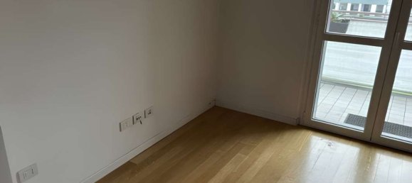 Apartamento de 2 habitaciónes en Garbagnate Milanese, Italy No. 6874 2