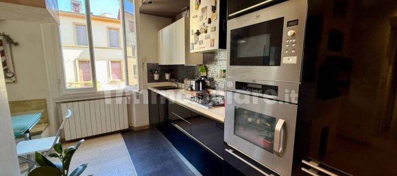 1 bedroom Apartment in Florence, Italy No. 370773 5