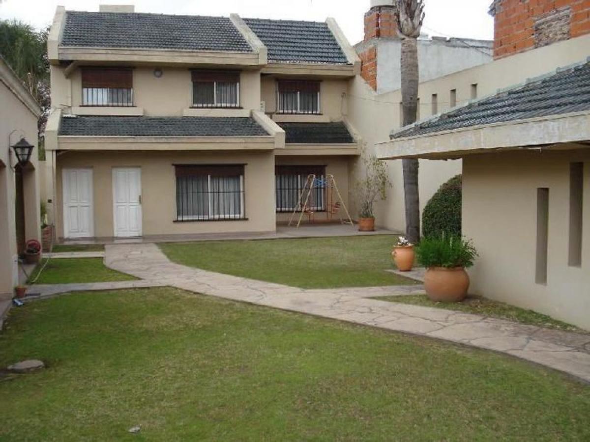 3 Schlafzimmer Haus in Tres de Febrero, Argentina, Nr. 11194