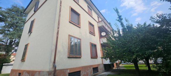 4 rooms Apartment in Vicenza, Italy No. 293034 2