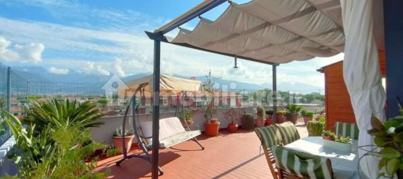 3 Schlafzimmer Penthouse in Massa, Italy, Nr. 189015 3
