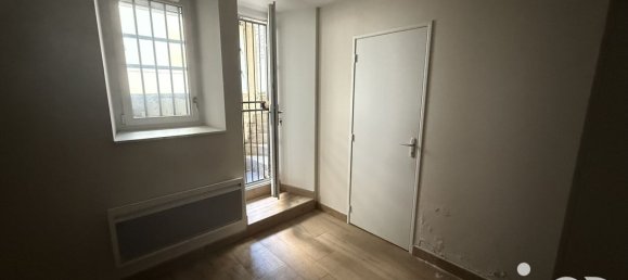 300m² Office in Angers, France No. 290622 14