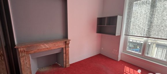 300m² Office in Angers, France No. 290622 4