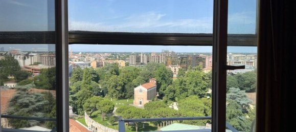 1 bedroom Apartment in Padua, Italy No. 156577 2