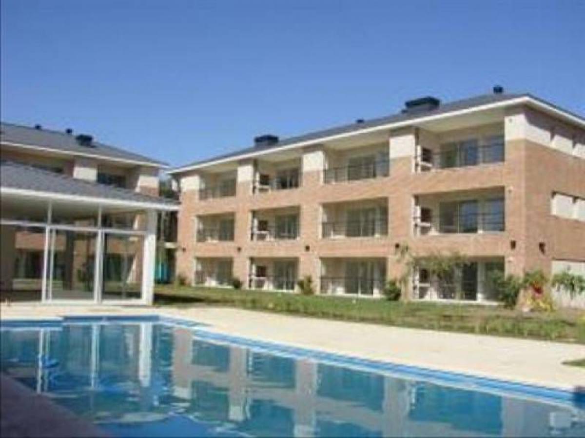 Studio in Pilar, Argentina No. 60700