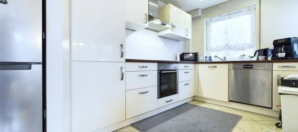 3 rooms Apartment in Baden-Wurttemberg, Germany No. 114652 2