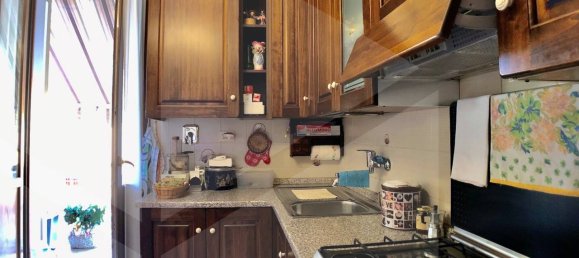 2-salle Appartement à Casalecchio di Reno, Italy No. 24154 16
