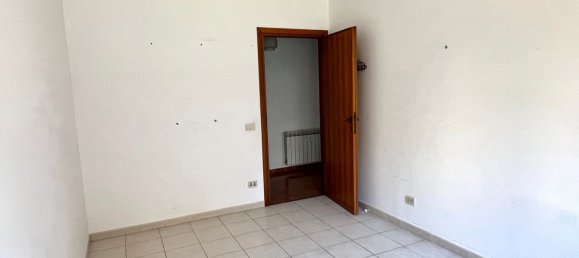 4-Zimmer Wohnung in Rome, Italy, Nr. 209843 20