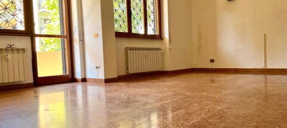 4-Zimmer Wohnung in Rome, Italy, Nr. 209843 5
