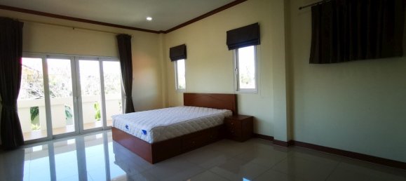 5 bedrooms Cafe / restaurant in Bang Lamung, Thailand No. 327 29