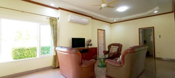 5 bedrooms Cafe / restaurant in Bang Lamung, Thailand No. 327 18