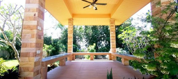 5 bedrooms Cafe / restaurant in Bang Lamung, Thailand No. 327 3