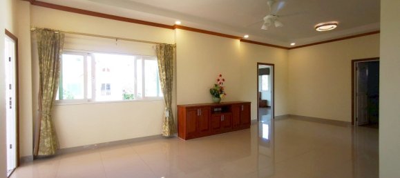 5 bedrooms Cafe / restaurant in Bang Lamung, Thailand No. 327 20