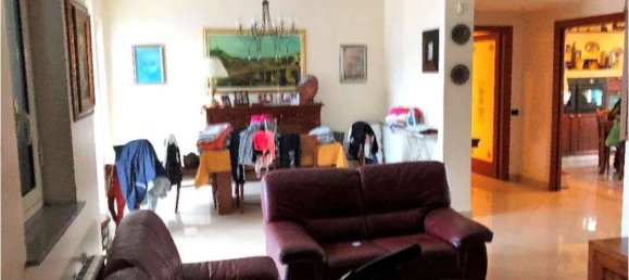 3 bedrooms Apartment in Messina, Italy No. 280631 5