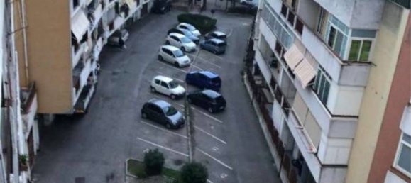 3 bedrooms Apartment in Messina, Italy No. 280631 2