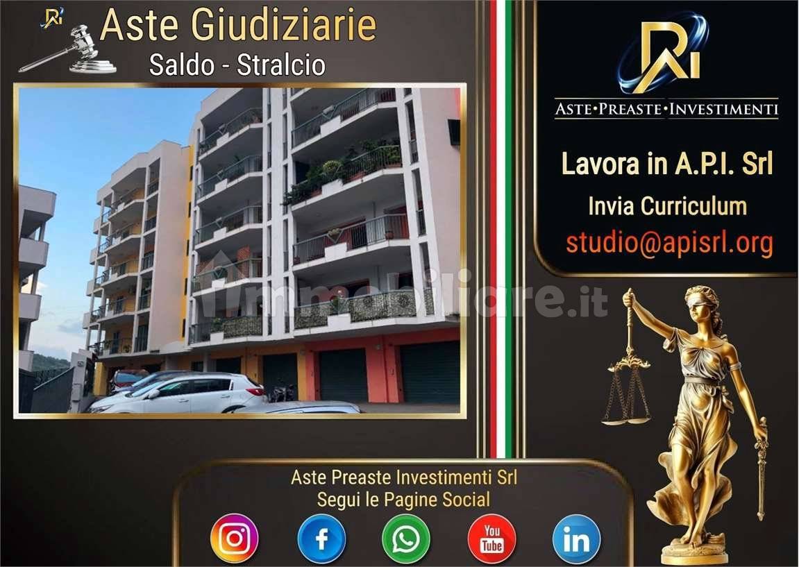 3 bedrooms Apartment in Messina, Italy No. 280631