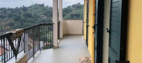 3 bedrooms Apartment in Messina, Italy No. 280631 10