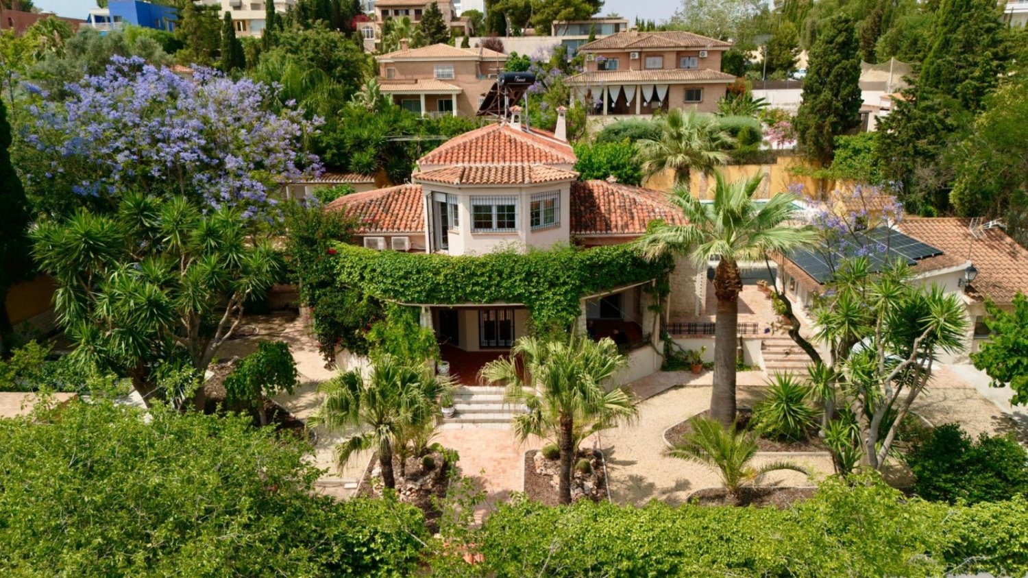 Casa de 6 dormitorios en Alicante, Spain No. 284302