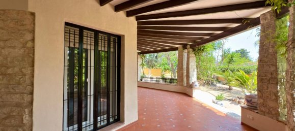 Дом с 6 спальнями в Аликанте, Испания № 284302 13