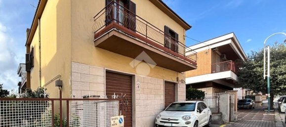 2 bedrooms House in Cisterna di Latina, Italy No. 31310 23