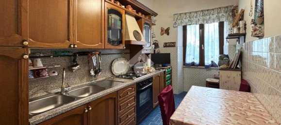 2 bedrooms House in Cisterna di Latina, Italy No. 31310 3