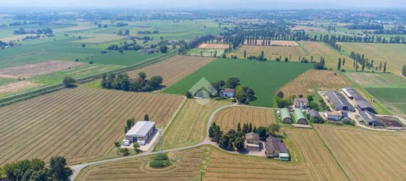 6698m² Land in Reggio Emilia, Italy No. 7439 2