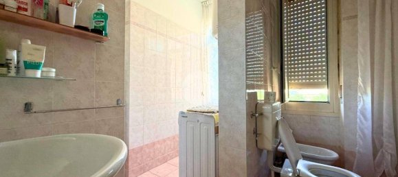 1 bedroom Apartment in Vercelli, Italy No. 343188 9