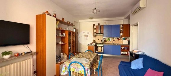 1 bedroom Apartment in Vercelli, Italy No. 343188 4