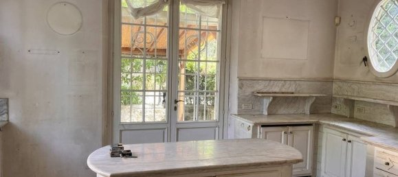 4 bedrooms Villa in Florence, Italy No. 337265 32