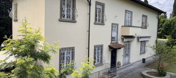 4 bedrooms Villa in Florence, Italy No. 337265 15