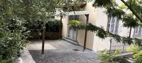 4 bedrooms Villa in Florence, Italy No. 337265 14