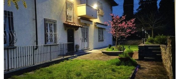 4 bedrooms Villa in Florence, Italy No. 337265 2