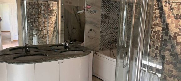 4 bedrooms Villa in Florence, Italy No. 337265 37