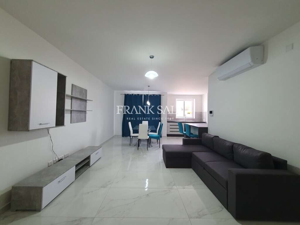 3 bedrooms Apartment in Siggiewi, Malta No. 7562